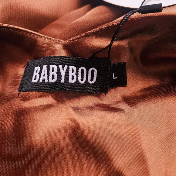 Elegant Backless Satin Dress - Brown - Picture 5 of 9